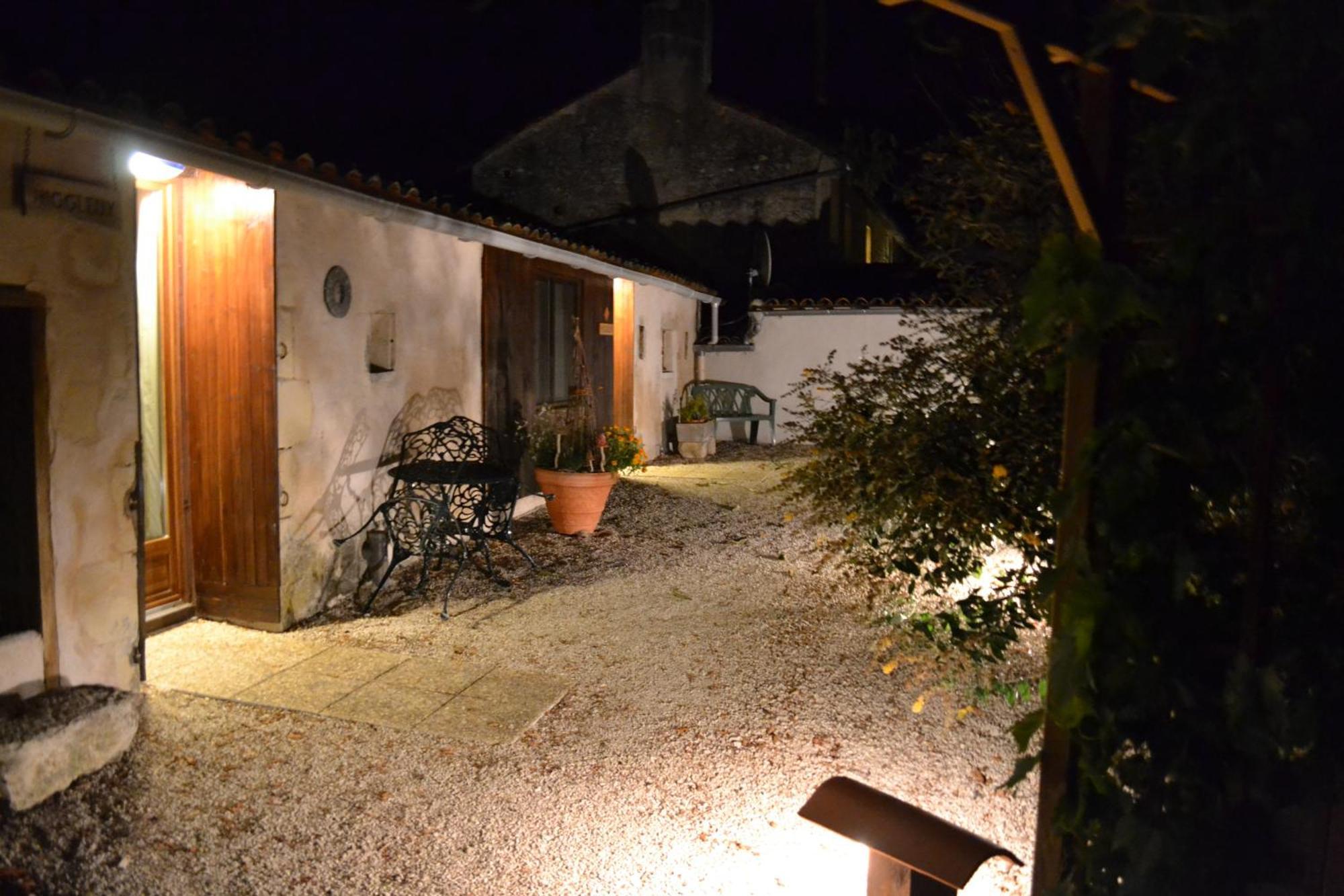 Chef-Boutonne Le Moulin De Lusseau Bed & Breakfast 部屋 写真