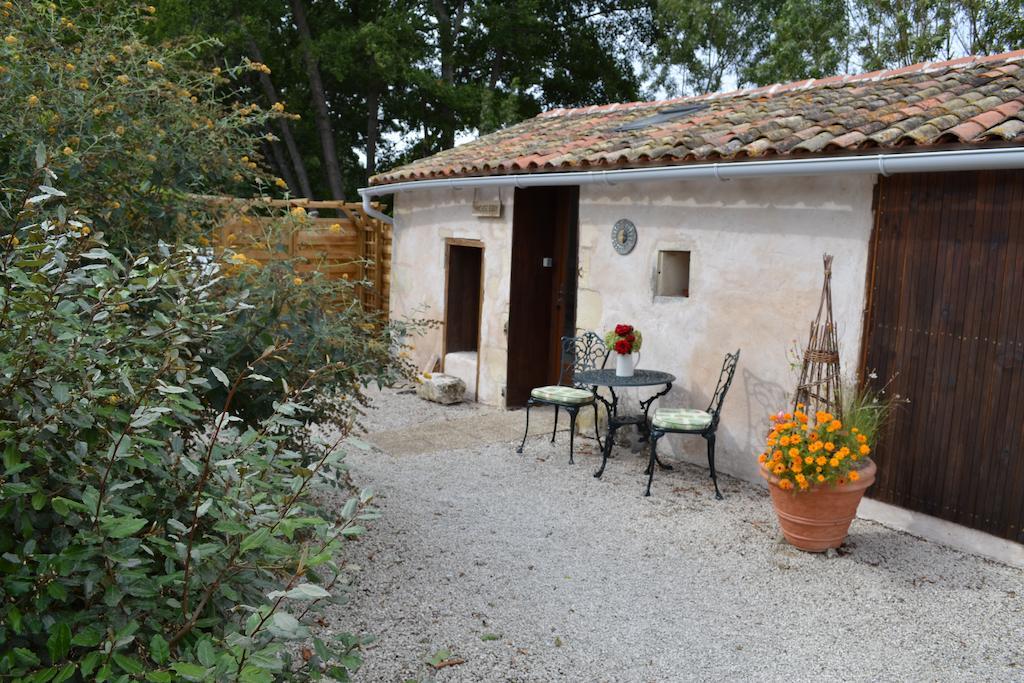 Chef-Boutonne Le Moulin De Lusseau Bed & Breakfast 部屋 写真
