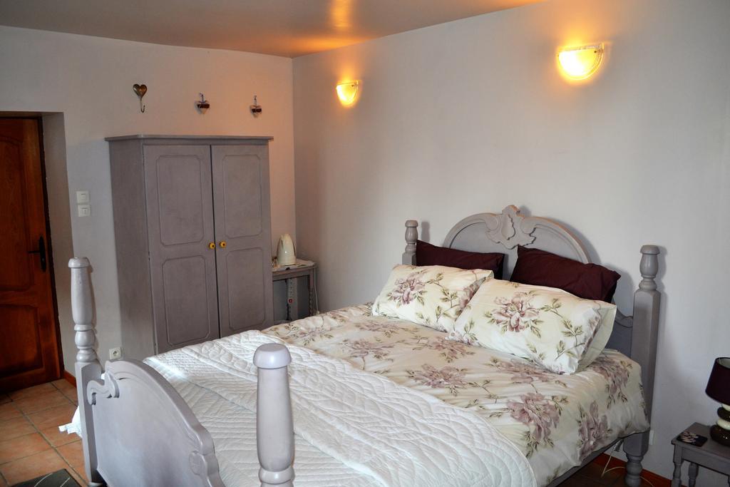 Chef-Boutonne Le Moulin De Lusseau Bed & Breakfast エクステリア 写真